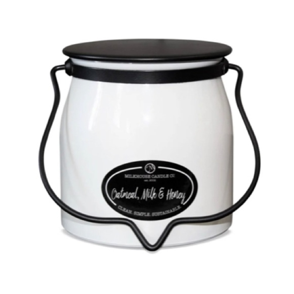 Milkhouse co  16oz oatmeal milk n honey all soy bee wax